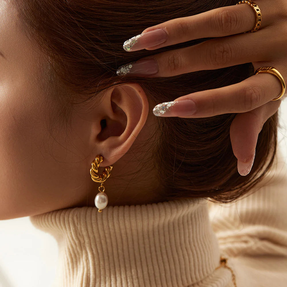 Freshwater Pearl Earrings