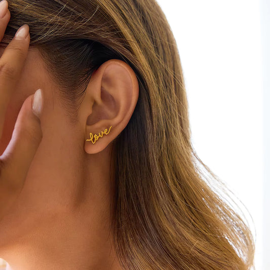 Danty Love Stud Earrings