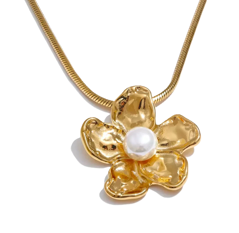 Flower Pearl Necklace