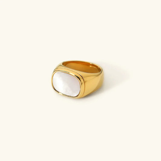 Luna Gold Ring