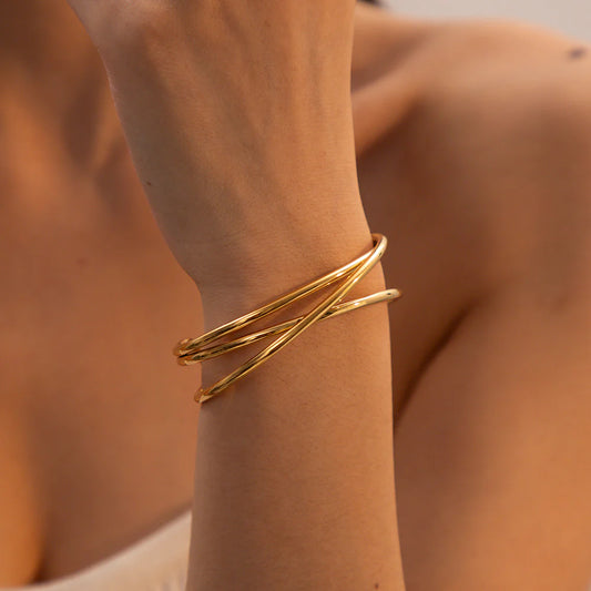 Gold bangle