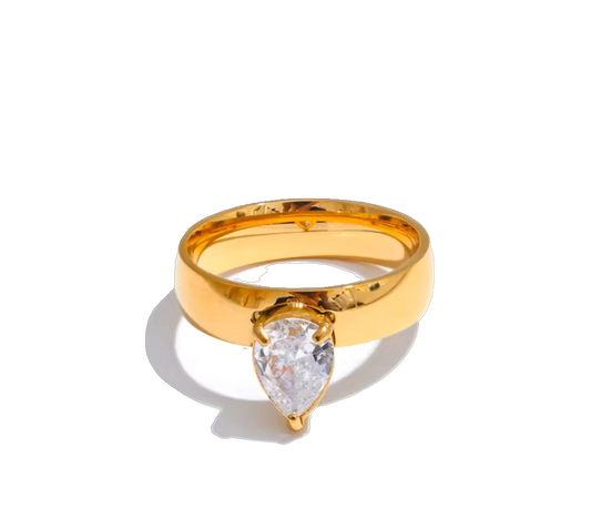 Golden Ring with Cubic Zirconia